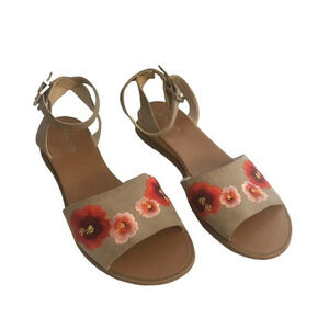 Kenneth COLE Reaction Sz 8.5 Women's "Jolly" Floral Red Pink Yellow Tan Sandals